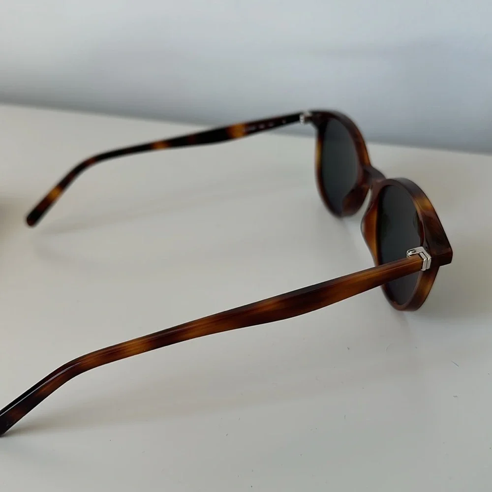 CÉLINE SUNGLASSES CL41407 - Picture 6 of 9